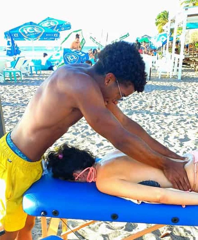 Billet Le Carbet : location de Jetskis, kayaks, pédalos, aquabikes,massages