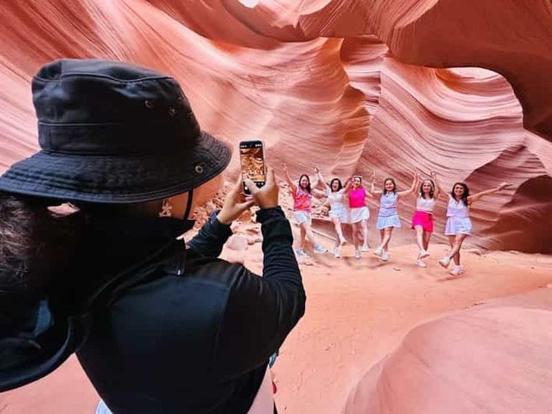 Billet Page : entrée au Lower Antelope Canyon au créneau horaire premium et guide Navajo