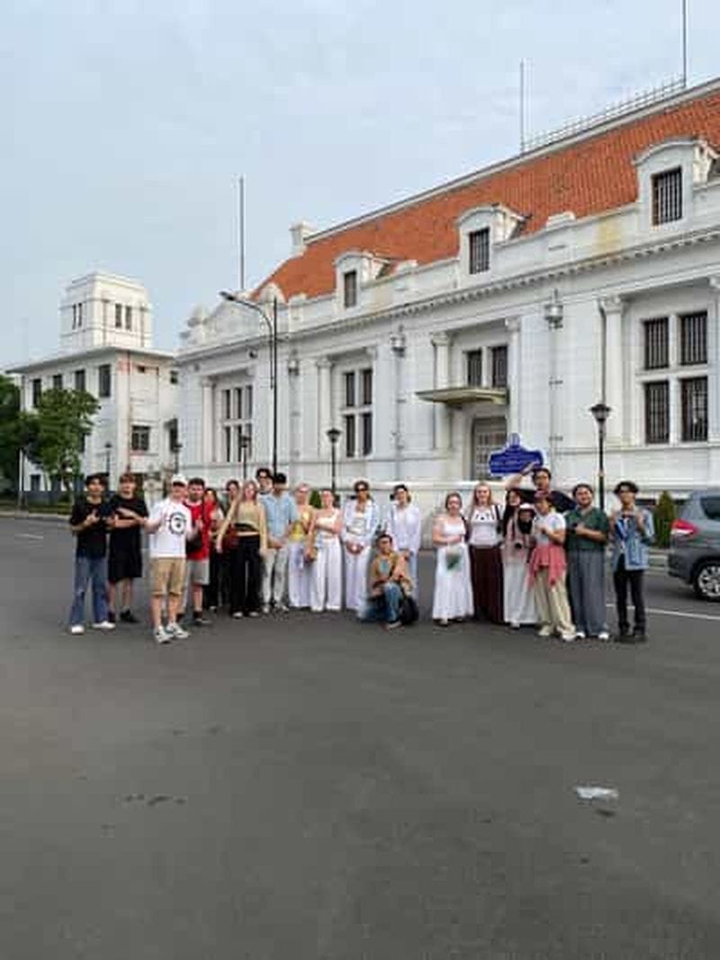 Billet Surabaya : visite à pied de la vieille ville et de Chinatown avec un conteur