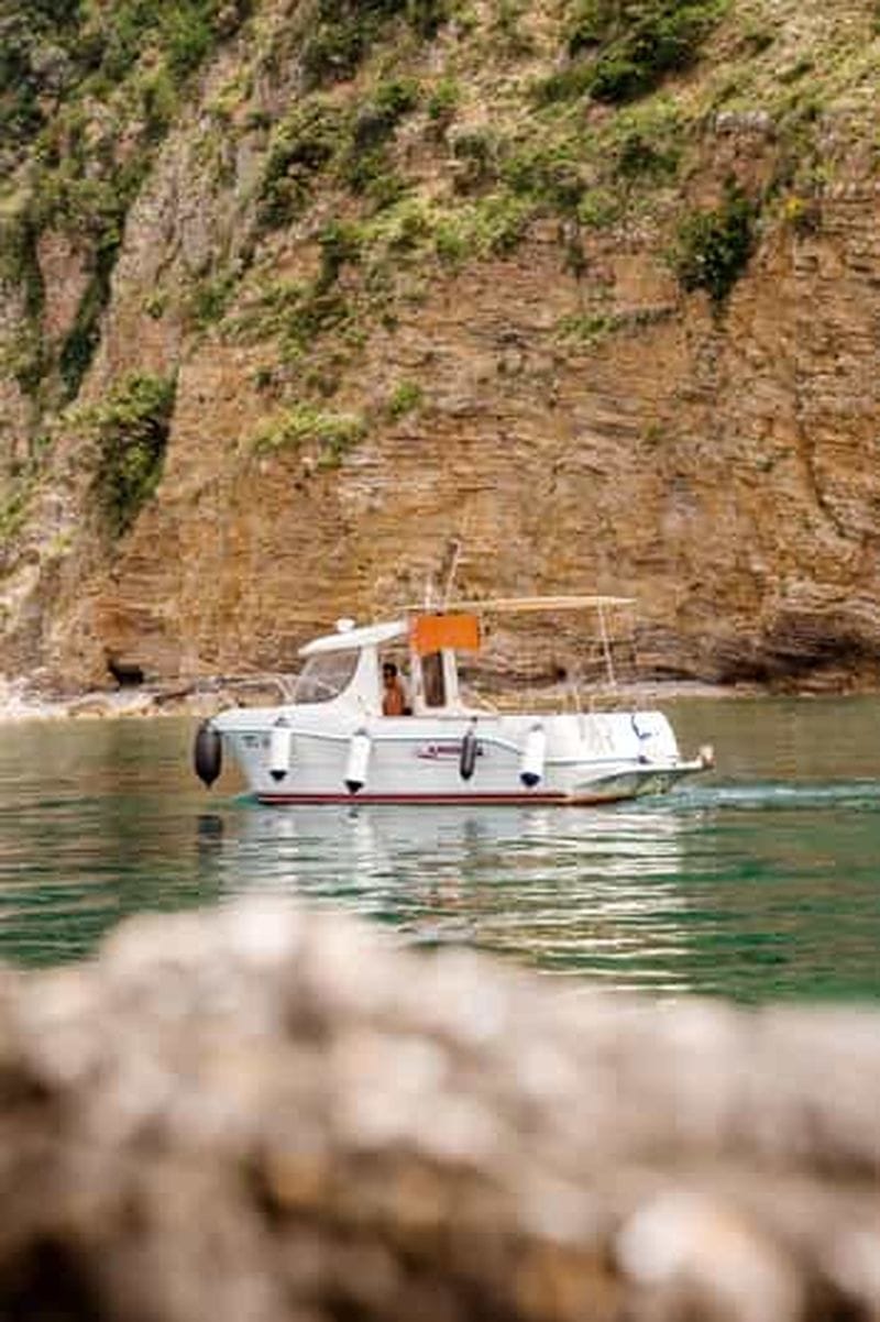 Billet Budva : sortie en bateau privée avec snorkeling et visite touristique