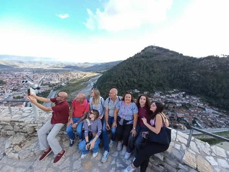 Billet Depuis Tirana : Berat (UNESCO), Durrës et le lac de Belshi – Excursion