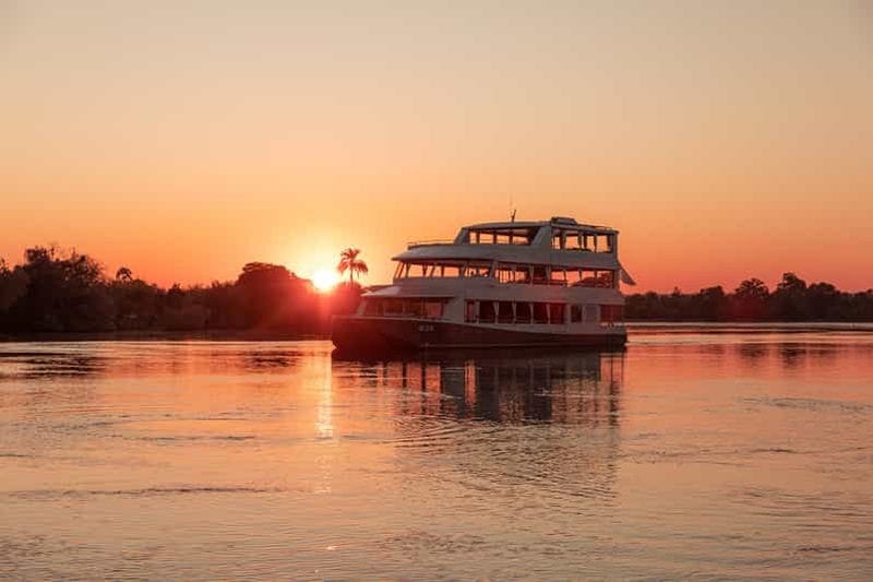 Billet Chutes Victoria : Croisière de luxe de 2 heures sur le fleuve Zambèze au coucher du soleil