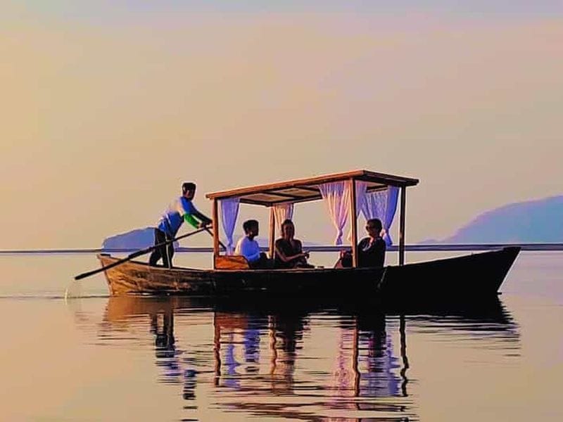 Billet Koh Lanta : sortie en bateau privée en gondole au lever du soleil