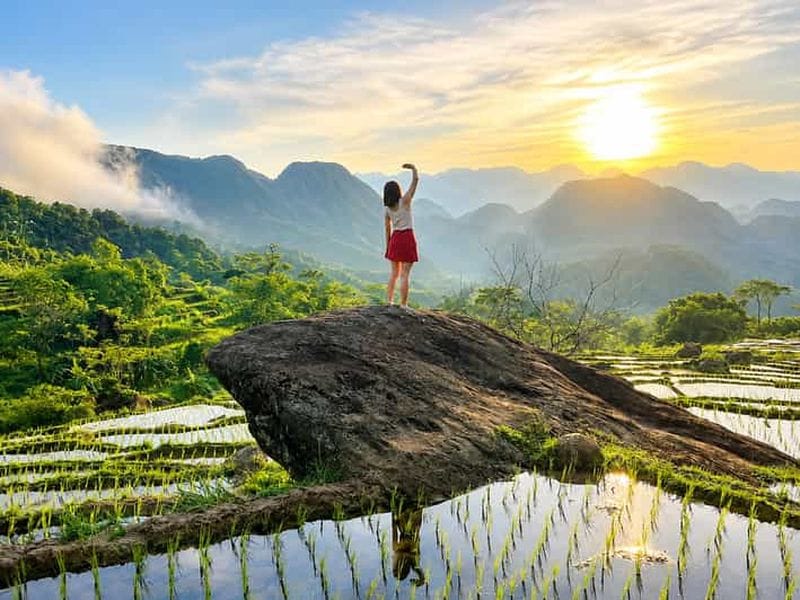 Billet Randonnée au lever du soleil : rizières en terrasses, Kho Muong et grotte de Bat