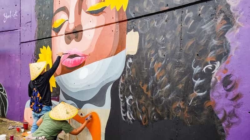 Billet Medellín : visite des graffitis de Comuna 13, téléphérique et street food