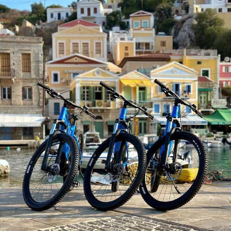 Billet Symi : Visite guidée en vélos électriques (2 heures)