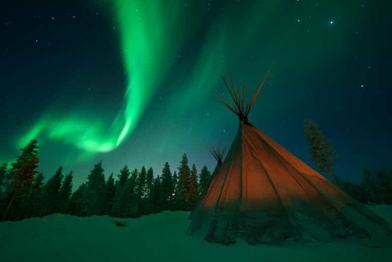 Billet Rovaniemi : Excursion aux aurores boréales en Laponie avec barbecue