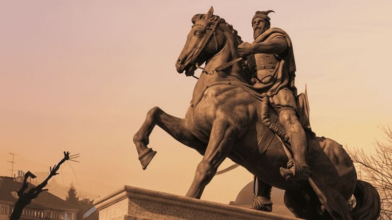 Billet Prishtina : visite à pied de l'histoire, des lieux d'intérêt et de la vie locale