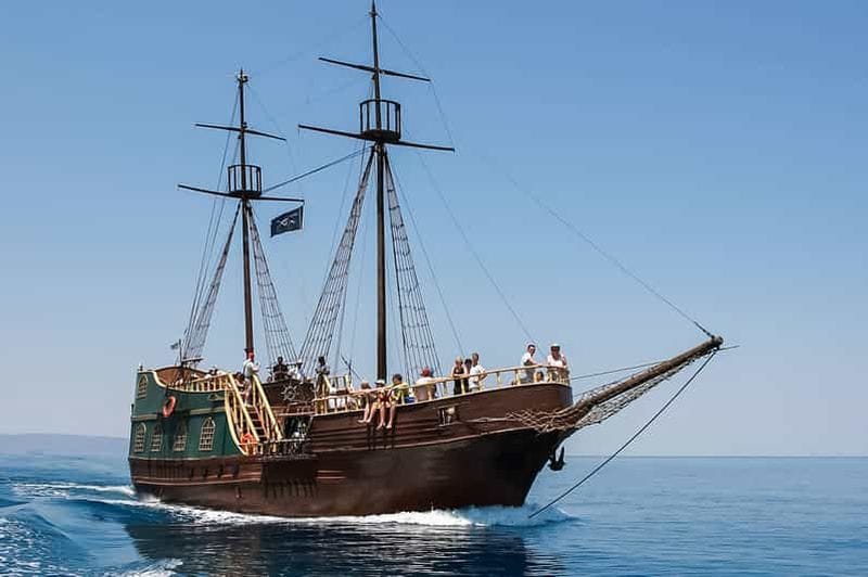 Billet Rethymno : croisière au crépuscule sur un bateau pirate