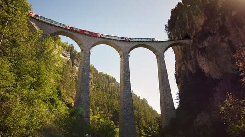 Billet Glacier Express : Itinéraires panoramiques entre St. Moritz et Zermatt