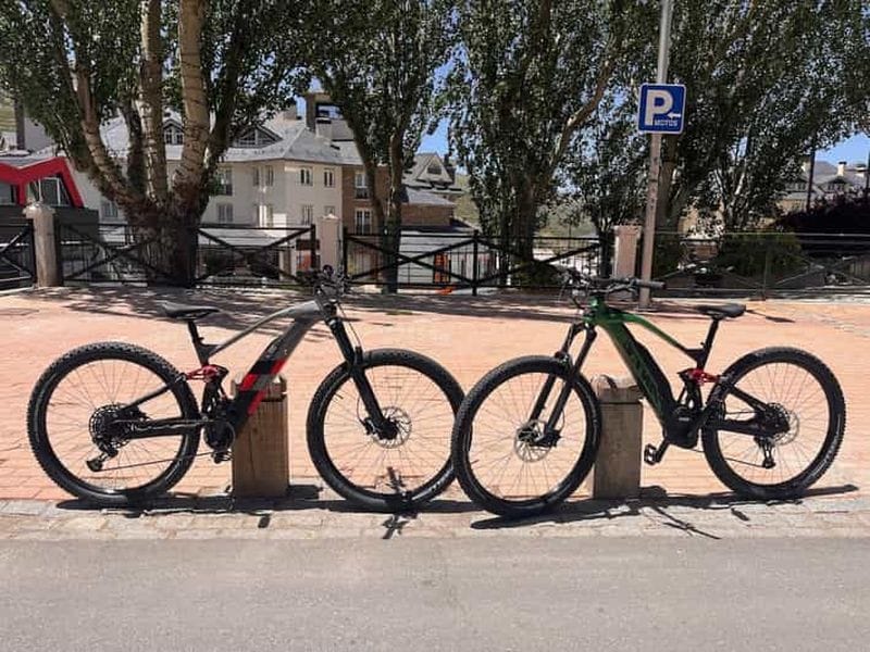 Billet Sierra Nevada : location de vélo électrique avec cartes d'itinéraires
