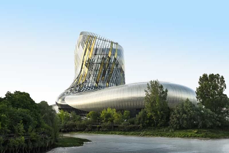 Billet Bordeaux : billet d'entrée à la Cité du Vin et dégustation de vin