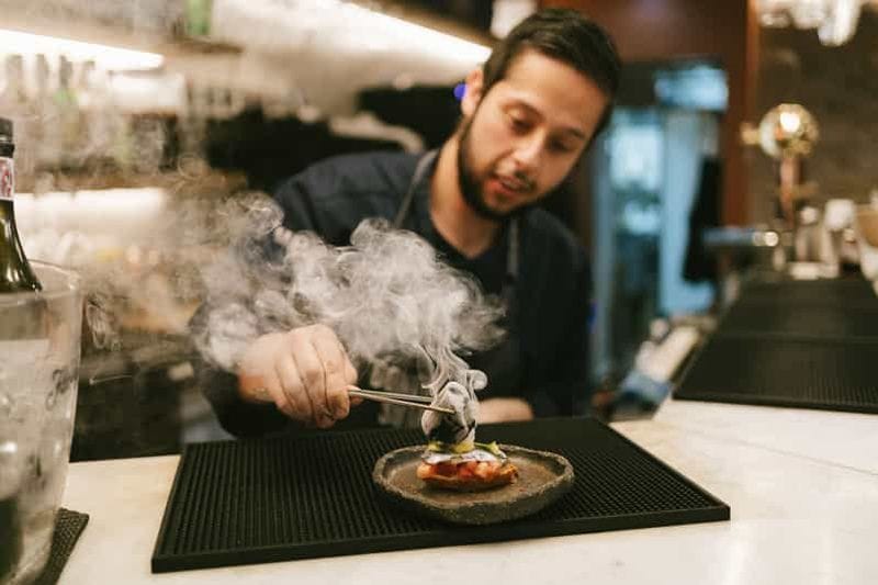 Billet Saint-Sébastien : Tour des Pintxos et du vin