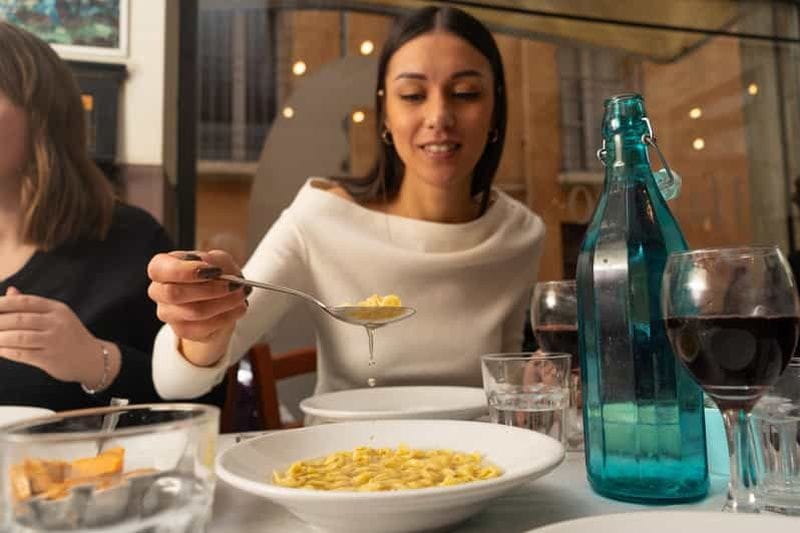 Billet Parme : visite culinaire à pied avec un habitant de la ville