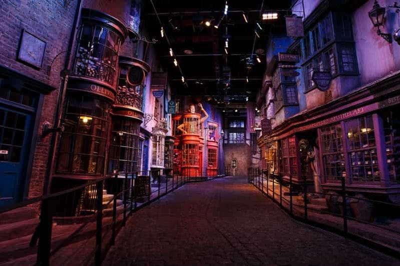 Billet Londres : visite des studios Warner Bros. Harry Potter et bus de marque