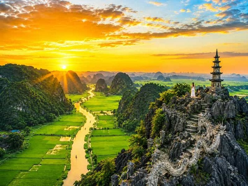 Billet Ninh Binh : sortie en bateau à Trang An, Bich Dong, coucher du soleil à la grotte de Mua