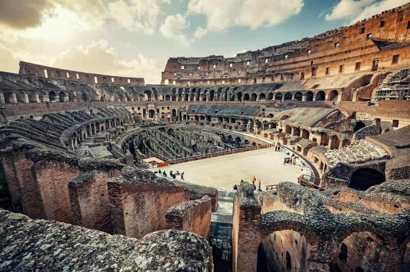 Billet Rome : visite guidée de l'arène du Colisée, du mont Palatin et du Forum