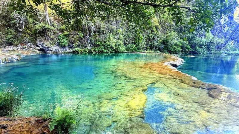 Billet Depuis Florès : excursion de 2 jours à Semuc Champey avec grottes et tubing