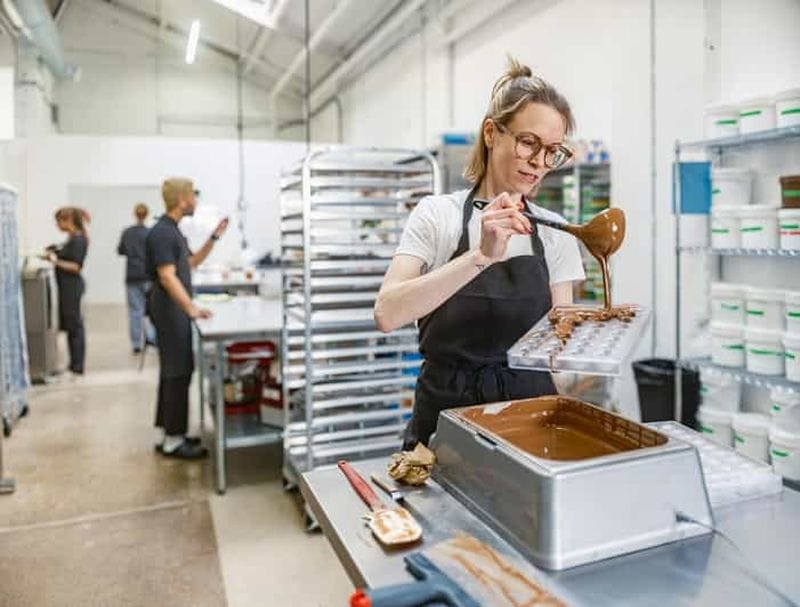 Billet Visite privée en voiture autour du chocolat et de la culture à Broc et Gruyères