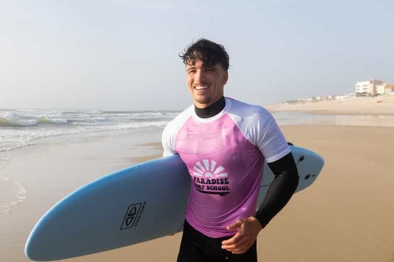Billet Leiria : cours de surf pour tous les âges et tous les niveaux