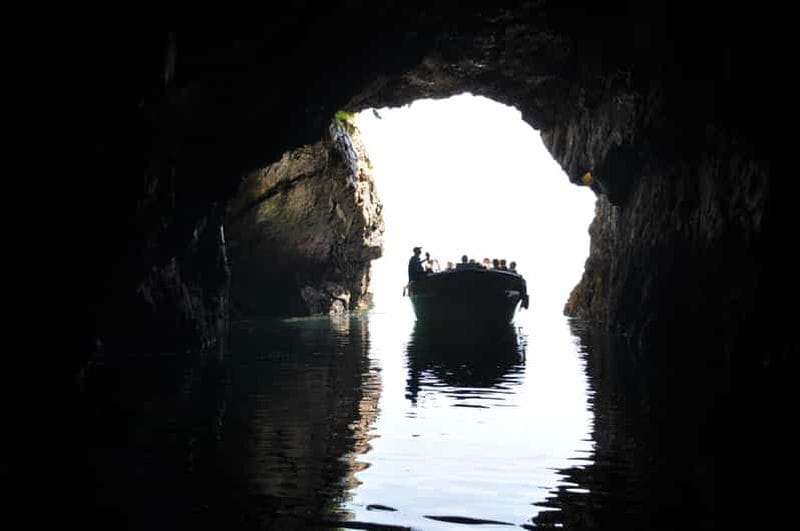 Billet Morgat : Balade en mer à la découverte des grottes marines