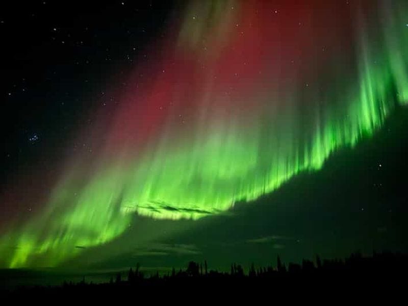 Billet Kiruna : chasse aux aurores boréales avec dîner street food et guides nature