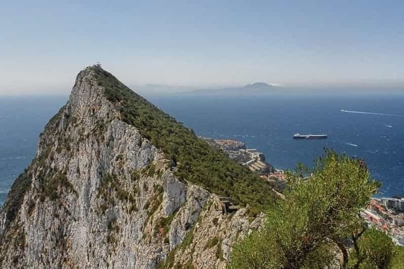Billet Excursion à terre à Gibraltar : visite originale du Rocher et des grottes