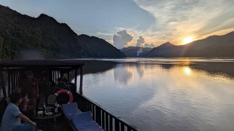 Billet Luang Prabang : Cascades de Kuang Si et croisière au coucher du soleil