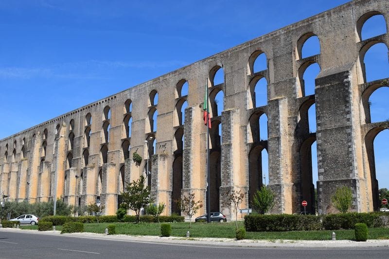 Aqueduc d’Amoreira