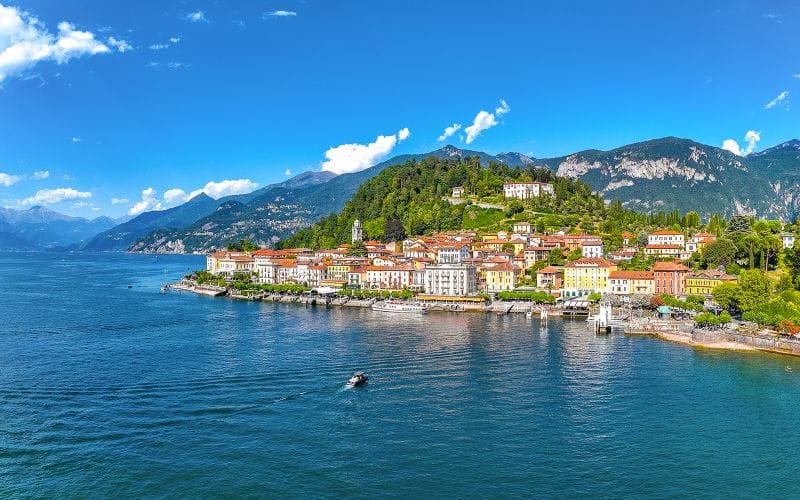 Billet Depuis Milan : Lac de Côme, Lugano et Bellagio en bus avec excursion en bateau privé