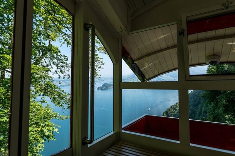 Billet Excursion au Mont Bürgenstock en ferry depuis Lucerne avec funiculaire