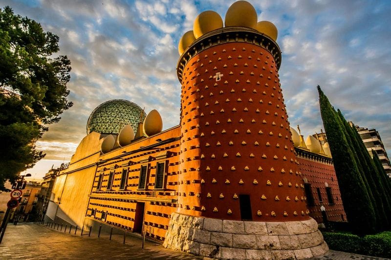 Billet Visite guidée du Théâtre-Musée Dalí à Figueres