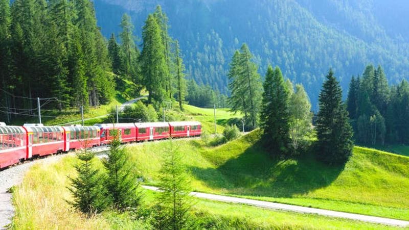 Billet Excursion dans les Alpes Suisses et à St. Moritz depuis Milan