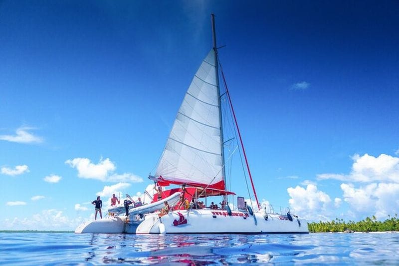 Billet Excursion d'une journée en catamaran à Tetiaroa avec déjeuner et snorkeling