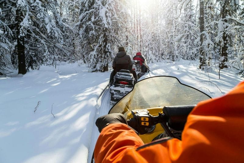 Billet Excursion d'une journée en motoneige ou en quad avec visite des sources thermales au départ de Zakopane