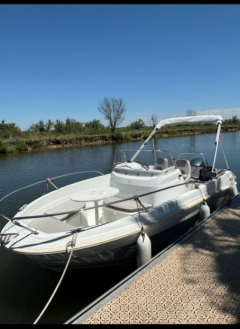 Billet Location de bateau - Jeanneau Cap Camarat 5.5 CC Serie 2 Style (Motorboat)