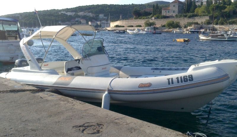 Billet Location de bateau - Bat artik 745 (Semi-rigid)
