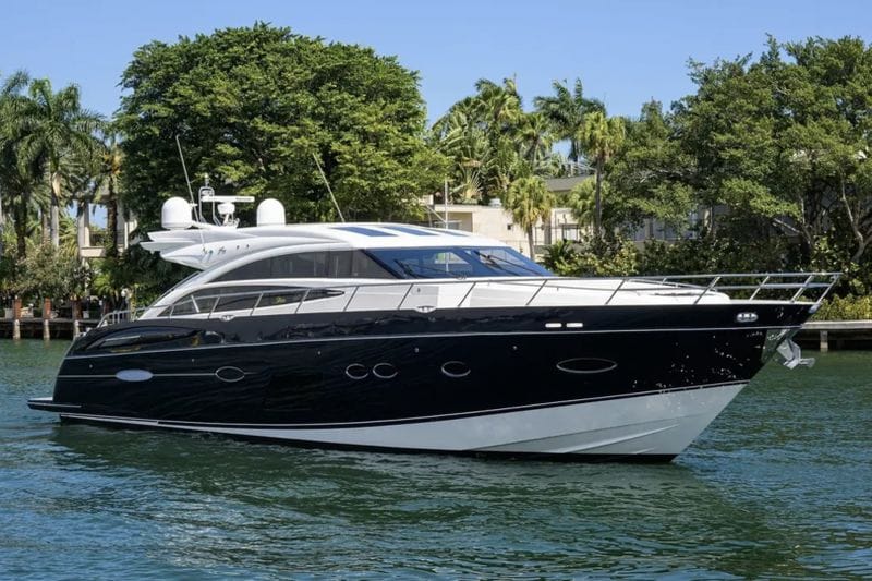 Billet Location de bateau - Princess 72 Fly (Yacht)