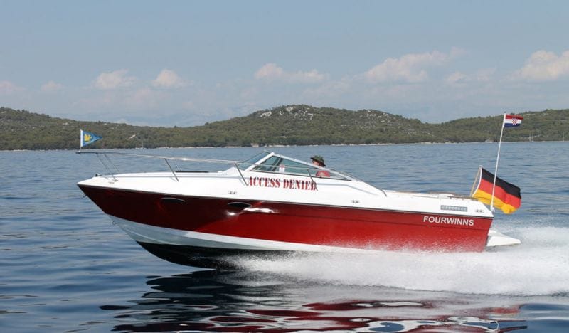 Billet Location de bateau - Four Winns Sundowner 235 (Motorboat)