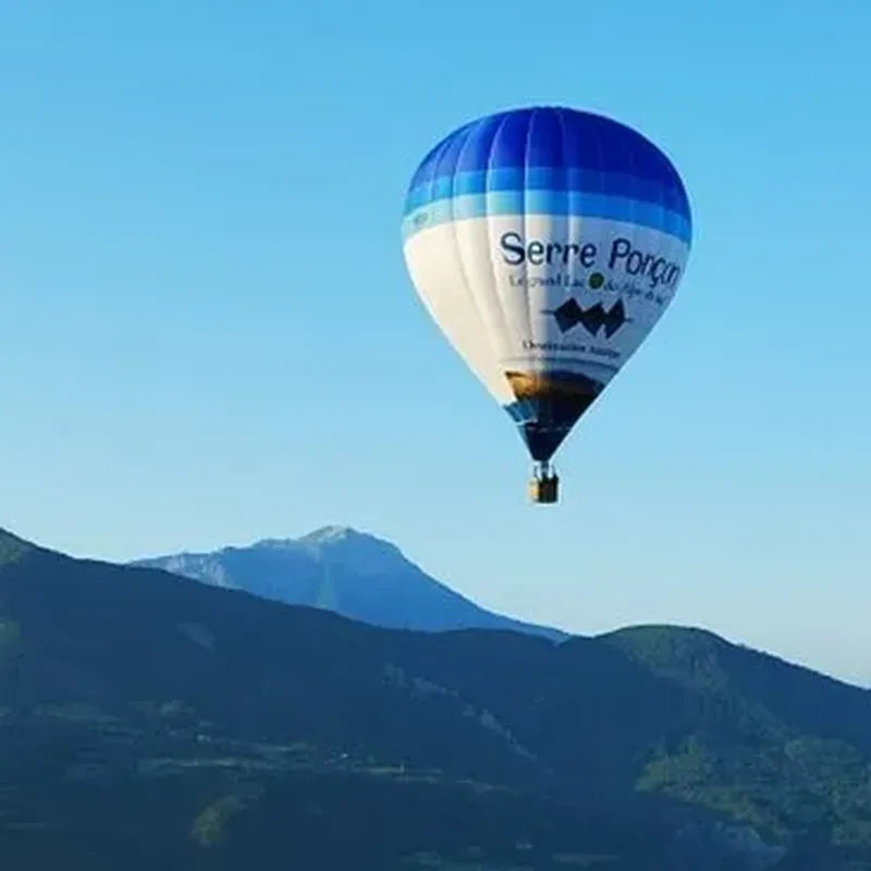 Billet Week-end Survol du Lac de Serre-Ponçon en Montgolfière
