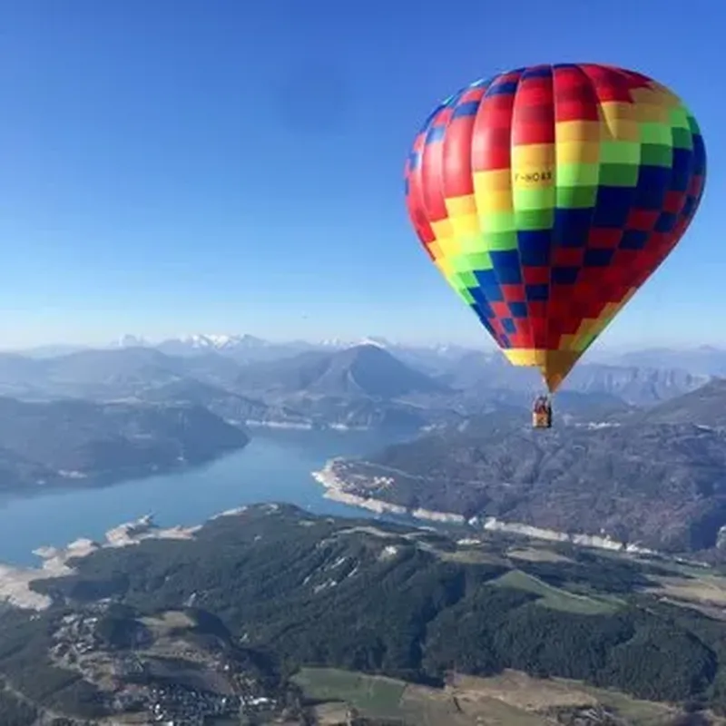 Billet Vol Privatif en Montgolfière au Lac de Serre-Ponçon