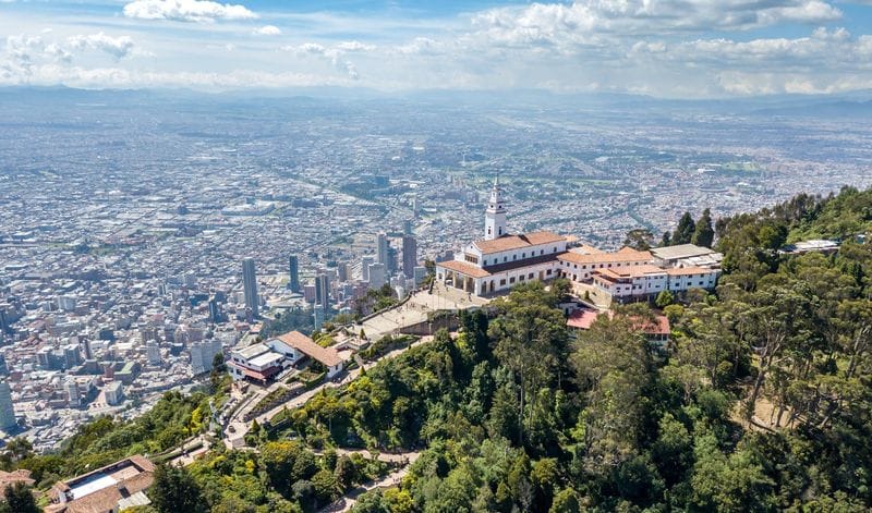 Billet Monserrate : Funiculaire ou téléphérique aller-retour