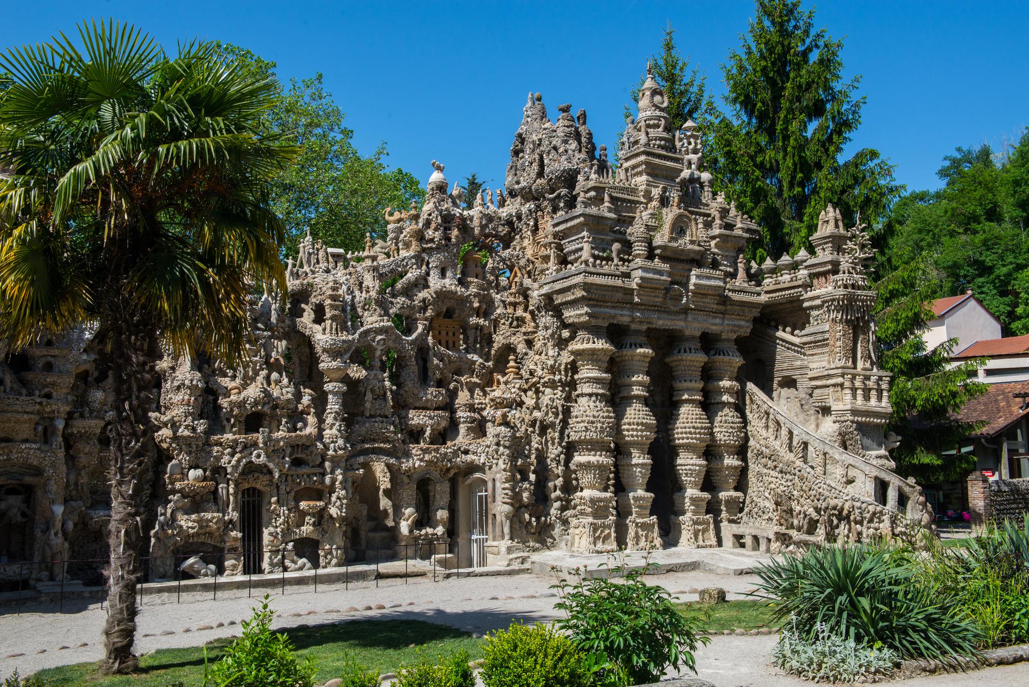 Palais idéal du Facteur Cheval