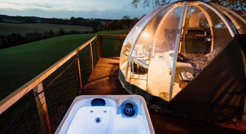 Billet Nuit insolite en bulle dans les arbres près d'Auch