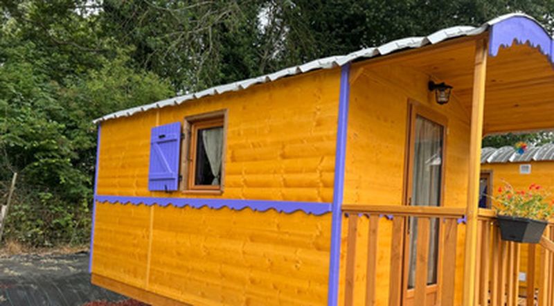 Billet Séjour insolite en roulotte à Carentoir près de la forêt de Brocéliande