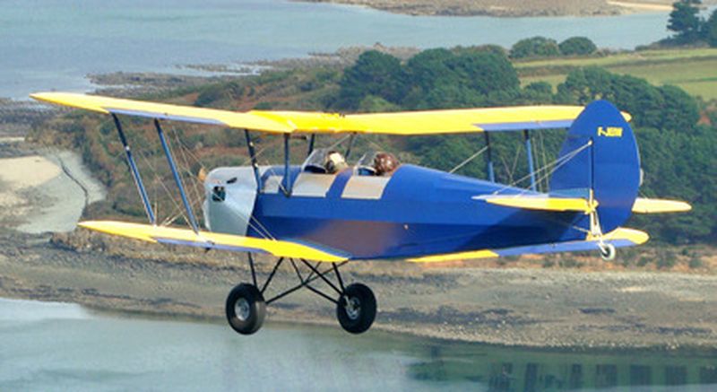 Billet Survol de 'La Baie de Morlaix' en avion Biplan de légende