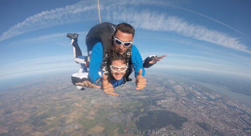 Billet Saut en parachute tandem à Blois