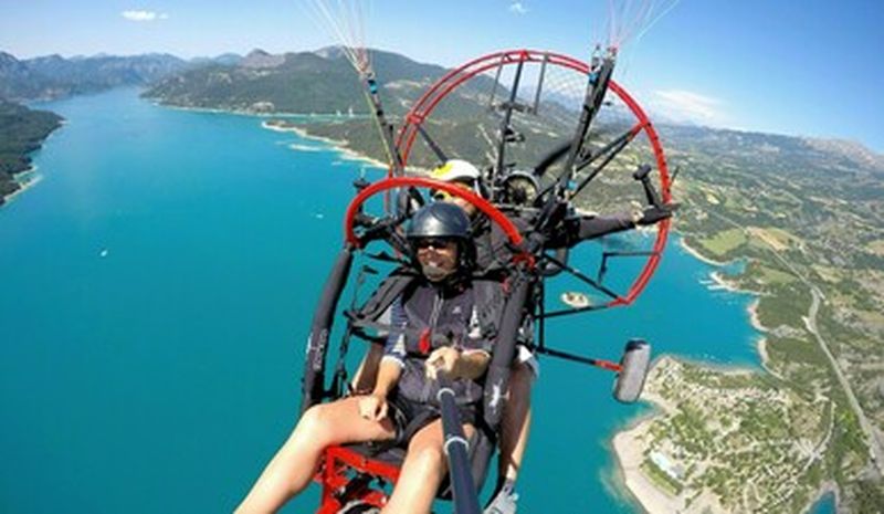 Billet Survol en ULM paramoteur de la vallée de la Durance près de Gap