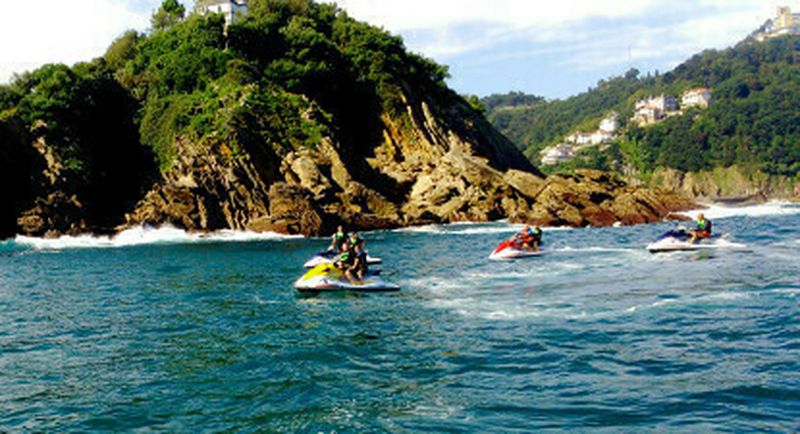 Billet Randonnée en Jet-ski à Hendaye sur la côte Basque