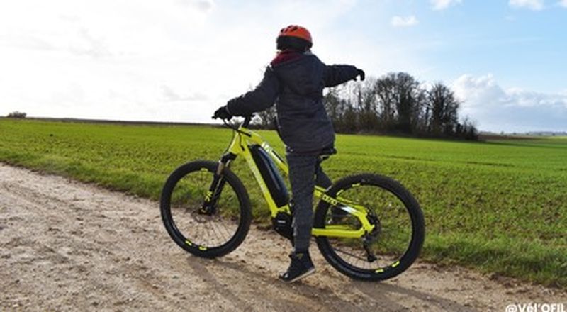 Billet Randonnée en vélos électriques sur les routes du Vexin Français au départ d'Us